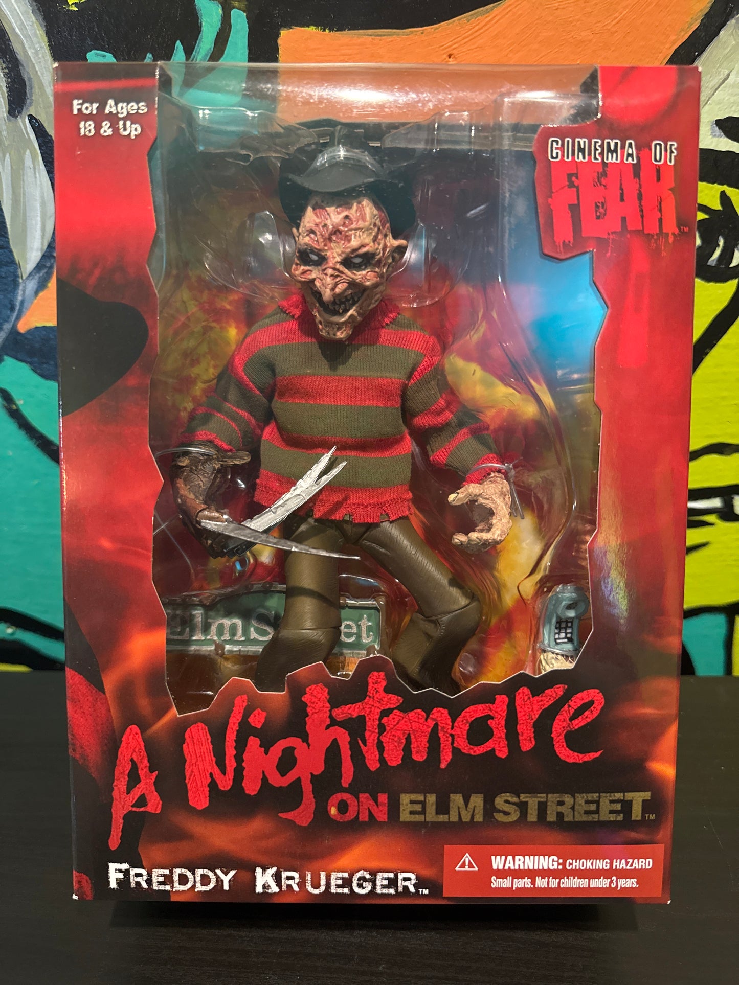 Mezco Nightmare on Elm Street - Freddy